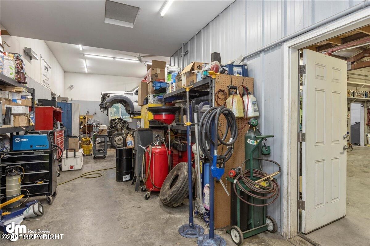 4001 E Ruth Dr, Wasilla, AK 99654